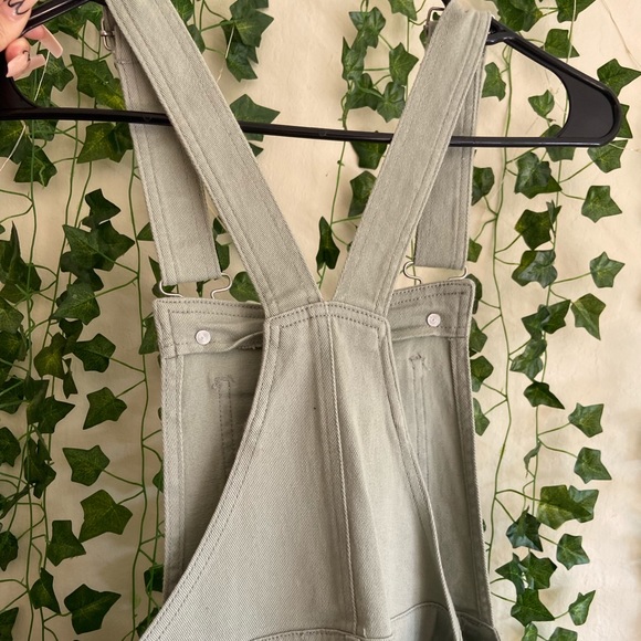 Sage Overall Dress - Picture 4 of 6